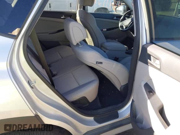 2017 Hyundai Tucson Sport с VIN KM8J3CA28HU592616, выставлен на аукционе IAAI как лот 43411270 с пробегом 83 847 миль миль и . История ставок и продаж доступна на DreamBid. Изображение 8.