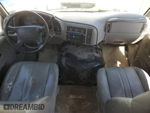 1997 Chevrolet Astro Cargo с VIN 1GCDL19WXVB210722, выставлен на аукционе Copart как лот 58038785 с пробегом 107 351 миль миль и Списание • Salvage title. История ставок и продаж доступна на DreamBid. Изображение 8.
