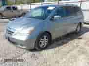 2005 Honda Odyssey EX z VIN 5FNRL384X5B097885, wystawiony jako IAAI lot #43466715 z przebiegiem 136 234 mil mil oraz . Historia ofert i sprzedaży dostępna na DreamBid. Obrazek 2.