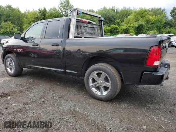 2017 Ram 1500 Express z VIN 1C6RR7FTXHS690581, wystawiony jako Copart lot #69115825 z przebiegiem 169 091 mil mil oraz Czysty tytuł • Clean title. Historia ofert i sprzedaży dostępna na DreamBid. Obrazek 2.