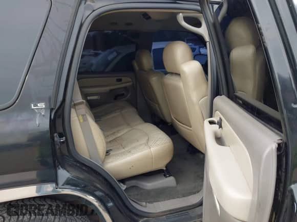 2002 Chevrolet Tahoe LS с VIN 1GNEC13Z62R133123, выставлен на аукционе IAAI как лот 42449131 с пробегом 246 886 миль миль и . История ставок и продаж доступна на DreamBid. Изображение 8.