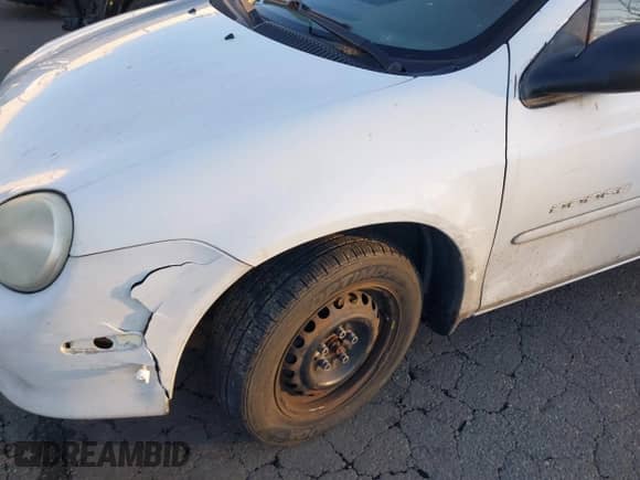 2000 Dodge Neon Highline с VIN 1B3ES46CXYD510774, выставлен на аукционе IAAI как лот 41332594 с пробегом 181 596 миль миль и . История ставок и продаж доступна на DreamBid. Изображение 12.