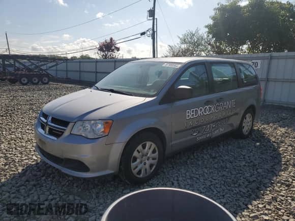 2015 Dodge Grand Caravan SE с VIN 2C4RDGBG5FR724750, выставлен на аукционе Copart как лот 67988985 с пробегом 269 881 миль миль и Чистый • Clean title. История ставок и продаж доступна на DreamBid. Изображение 1.