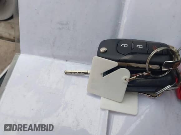 2019 Ford F-150 XLT with VIN 1FTEX1CB3KKD27858, listed as a IAAI auction lot 43451123 with 183,462 mi miles and . Bid and sale history available at DreamBid. Image 11.