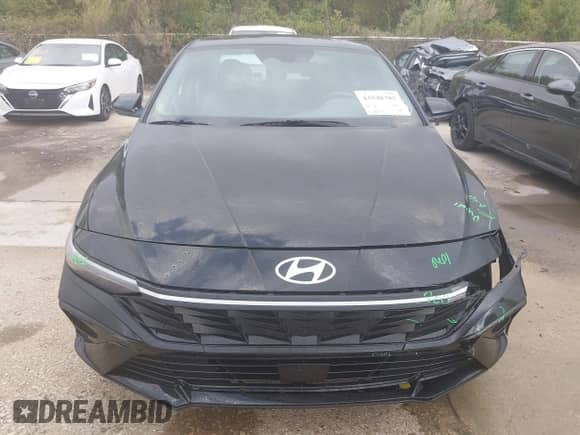 2025 Hyundai Elantra SEL Convenience с VIN KMHLS4DG4SU001746, выставлен на аукционе IAAI как лот 43548381 с пробегом 3 973 миль миль и . История ставок и продаж доступна на DreamBid. Изображение 12.