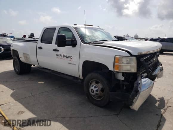 2011 Chevrolet Silverado 3500HD Work Truck с VIN 1GC4KZC81BF130600, выставлен на аукционе Copart как лот 53819535 с пробегом Не указан миль и Списание • Salvage title. История ставок и продаж доступна на DreamBid. Изображение 4.