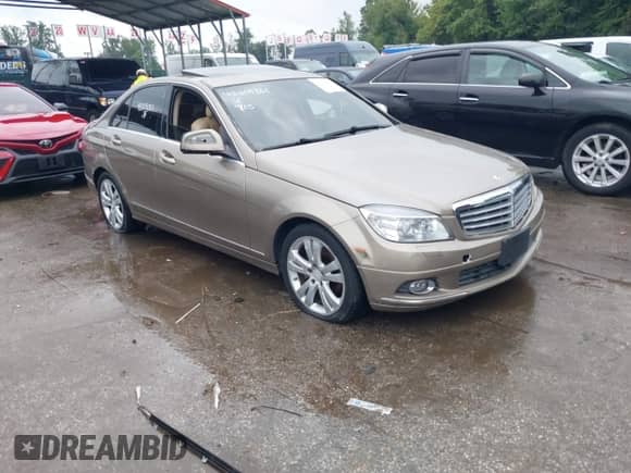 2008 Mercedes-Benz C 300 Sport with VIN WDDGF81X38F113155, listed as a IAAI auction lot 43309351 with 138,702 mi miles and . Bid and sale history available at DreamBid. Image 1.