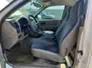 2005 Chevrolet Colorado Z85 with VIN 1GCCS148658188030, listed as a Copart auction lot 68559855 with 275,647 mi miles and Clean title. Bid and sale history available at DreamBid. Image 7.