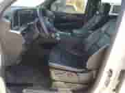 2022 Cadillac Escalade Premium Luxury с VIN 1GYS4CKL9NR154953, выставлен на аукционе Copart как лот 83537254 с пробегом 77 397 миль миль и Списание • Salvage title. История ставок и продаж доступна на DreamBid. Изображение 7.