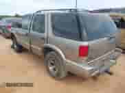 2003 Chevrolet Blazer LS с VIN 1GNCS13X43K102715, выставлен на аукционе IAAI как лот 41983401 с пробегом 164 897 миль миль и . История ставок и продаж доступна на DreamBid. Изображение 3.
