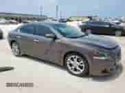 2013 Nissan Maxima S with VIN 1N4AA5AP2DC847249, listed as a Copart auction lot 70053675 with 154,366 mi miles and Salvage title. Bid and sale history available at DreamBid. Image 4.