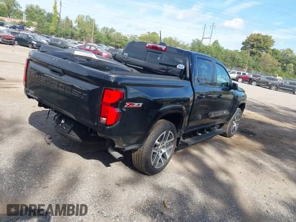 2024 Chevrolet Colorado 4WD Z71 с VIN 1GCPTDEK7R1229824, выставлен на аукционе IAAI как лот 43393779 с пробегом 9 831 миль миль и . История ставок и продаж доступна на DreamBid. Изображение 4.