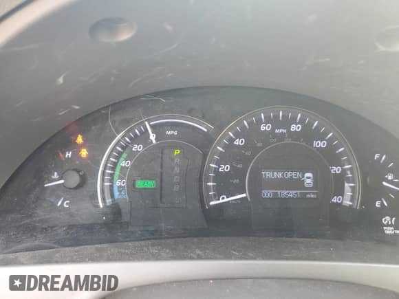 2010 Toyota Camry with VIN 4T1BB3EK1AU120023, listed as a Copart auction lot 61043335 with 185,451 mi miles and Salvage title. Bid and sale history available at DreamBid. Image 9.