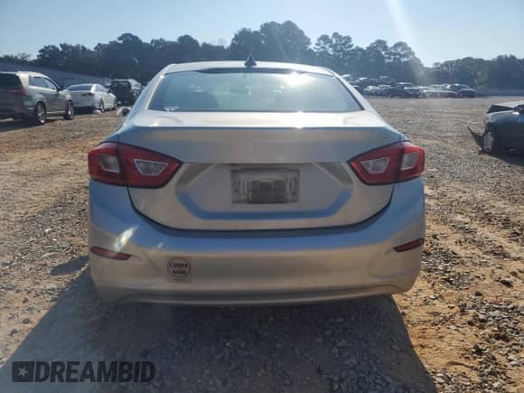 2018 Chevrolet Cruze LS z VIN 1G1BC5SM7J7208116, wystawiony jako Copart lot #80755195 z przebiegiem 195 360 mil mil oraz Szkoda całkowita • Salvage title. Historia ofert i sprzedaży dostępna na DreamBid. Obrazek 6.