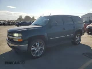 2005 Chevrolet Tahoe LT z VIN 1GNEK13T75R130797, wystawiony jako Copart lot #66323365 z przebiegiem 239 377 mil mil oraz Szkoda całkowita • Salvage title. Historia ofert i sprzedaży dostępna na DreamBid. Obrazek 1.