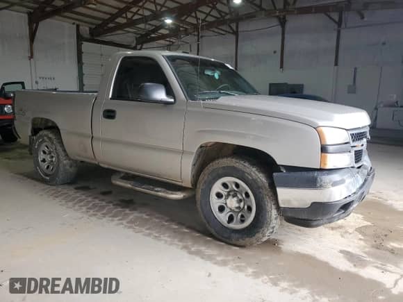 2006 Chevrolet Silverado 1500 Work Truck с VIN 3GCEK14V06G190270, выставлен на аукционе Copart как лот 47387795 с пробегом 110 847 миль миль и Списание • Salvage title. История ставок и продаж доступна на DreamBid. Изображение 4.