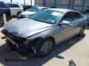 2025 Hyundai Elantra SEL Sport z VIN KMHLM4DJ2SU143499, wystawiony jako IAAI lot #42857454 z przebiegiem 8 624 mil mil oraz . Historia ofert i sprzedaży dostępna na DreamBid. Obrazek 2.