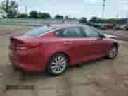 2018 Kia Optima LX z VIN 5XXGT4L31JG206947, wystawiony jako Copart lot #66667775 z przebiegiem 93 737 mil mil oraz Szkoda całkowita • Salvage title. Historia ofert i sprzedaży dostępna na DreamBid. Obrazek 3.