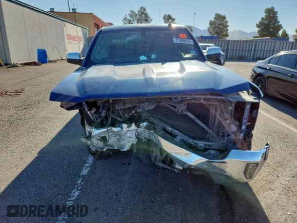 2017 Chevrolet Silverado 1500 LT with VIN 3GCPCREH6HG476690, listed as a Copart auction lot 71900625 with Not provided miles and Salvage title. Bid and sale history available at DreamBid. Image 5.