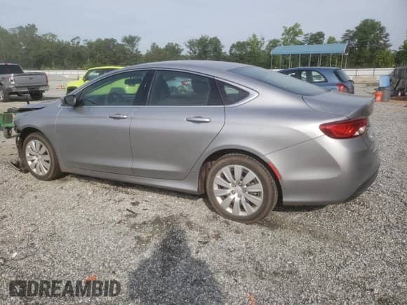 2017 Chrysler 200 Touring с VIN 1C3CCCFBXHN512463, выставлен на аукционе Copart как лот 60536405 с пробегом 115 925 миль миль и Списание • Salvage title. История ставок и продаж доступна на DreamBid. Изображение 2.