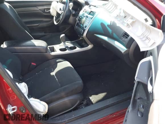 2015 Nissan Altima S с VIN 1N4AL3AP6FC480521, выставлен на аукционе IAAI как лот 41430873 с пробегом 123 238 миль миль и . История ставок и продаж доступна на DreamBid. Изображение 5.