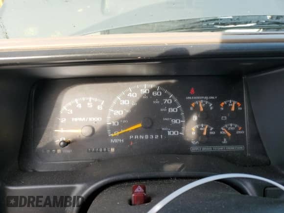 1999 Chevrolet Silverado 3500 с VIN 1GCGC34R0XR707864, выставлен на аукционе Copart как лот 42240935 с пробегом 177 988 миль миль и Списание • Salvage title. История ставок и продаж доступна на DreamBid. Изображение 9.