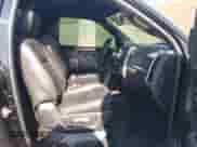 2014 Ram 1500 Express z VIN 3C6JR6AT5EG305140, wystawiony jako IAAI lot #42444478 z przebiegiem 140 072 mil mil oraz . Historia ofert i sprzedaży dostępna na DreamBid. Obrazek 5.