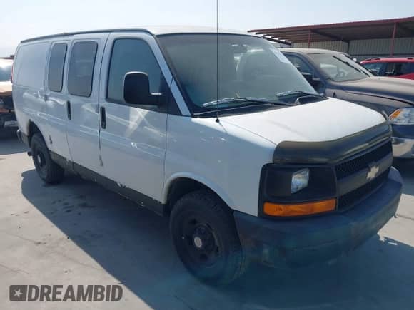 2008 Chevrolet Express Cargo с VIN 1GCGG25C781142733, выставлен на аукционе IAAI как лот 43520340 с пробегом Не указан миль и . История ставок и продаж доступна на DreamBid. Изображение 1.