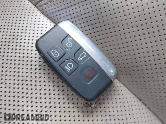 2012 Land Rover Range Rover Sport HSE Lux z VIN SALSK2D46CA755348, wystawiony jako IAAI lot #43150093 z przebiegiem 105 000 mil mil oraz . Historia ofert i sprzedaży dostępna na DreamBid. Obrazek 11.