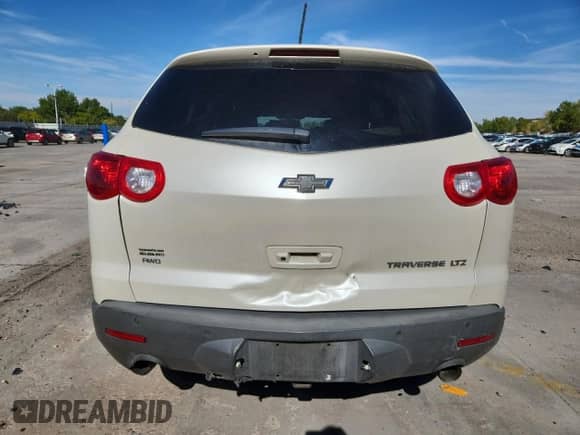 2011 Chevrolet Traverse LTZ with VIN 1GNKVLED6BJ261421, listed as a Copart auction lot 84429795 with 177,290 mi miles and Clean title. Bid and sale history available at DreamBid. Image 6.