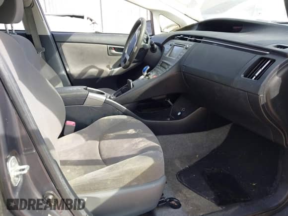 2013 Toyota Prius One with VIN JTDKN3DU4D5631299, listed as a IAAI auction lot 43110671 with 194,020 mi miles and . Bid and sale history available at DreamBid. Image 5.