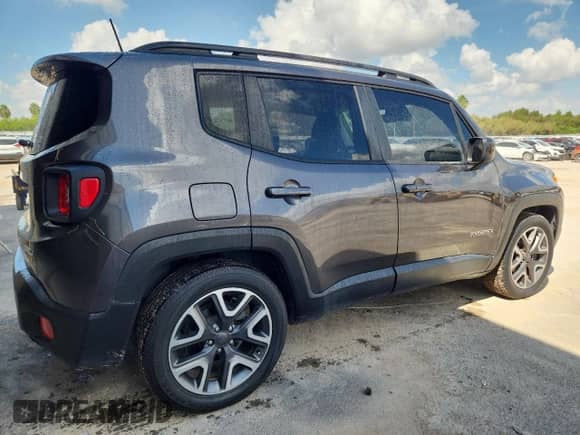 2018 Jeep Renegade Altitude with VIN ZACCJABB5JPJ18889, listed as a Copart auction lot 89709015 with 110,186 mi miles and Clean title. Bid and sale history available at DreamBid. Image 3.