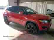 2018 Jeep Compass Altitude with VIN 3C4NJDBB6JT304267, listed as a Copart auction lot 81713085 with 84,266 mi miles and Salvage title. Bid and sale history available at DreamBid. Image 4.