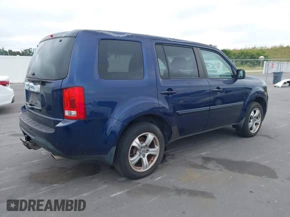 2013 Honda Pilot EX with VIN 5FNYF3H49DB027926, listed as a IAAI auction lot 43432815 with 224,066 mi miles and . Bid and sale history available at DreamBid. Image 4.