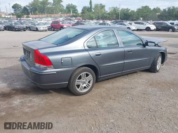 2007 Volvo S60 2.5L Turbo с VIN YV1RS592072616597, выставлен на аукционе IAAI как лот 42969619 с пробегом 140 919 миль миль и . История ставок и продаж доступна на DreamBid. Изображение 4.