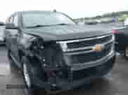 2019 Chevrolet Suburban LS z VIN 1GNSCGKC5KR321327, wystawiony jako IAAI lot #41069977 z przebiegiem 282 308 mil mil oraz . Historia ofert i sprzedaży dostępna na DreamBid. Obrazek 6.