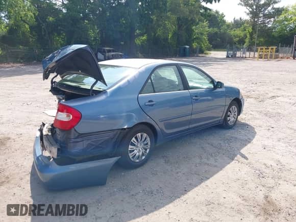 2004 Toyota Camry LE with VIN 4T1BE32K54U908920, listed as a IAAI auction lot 42342545 with 280,705 mi miles and . Bid and sale history available at DreamBid. Image 4.