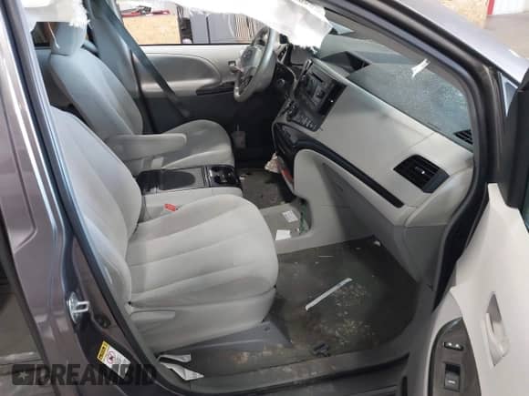 2014 Toyota Sienna LE AAS with VIN 5TDKK3DC5ES416638, listed as a IAAI auction lot 42685892 with 202,889 mi miles and . Bid and sale history available at DreamBid. Image 5.