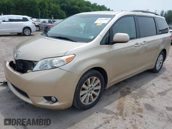 2014 Toyota Sienna Limited с VIN 5TDDK3DC2ES086353, выставлен на аукционе IAAI как лот 42462888 с пробегом 152 156 миль миль и . История ставок и продаж доступна на DreamBid. Изображение 19.