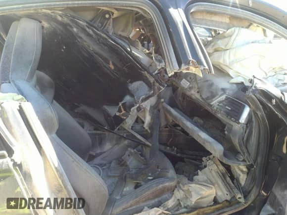 2017 BMW M3 с VIN WBS8M9C31H5G85072, выставлен на аукционе IAAI как лот 32402812 с пробегом 9 392 миль миль и . История ставок и продаж доступна на DreamBid. Изображение 5.