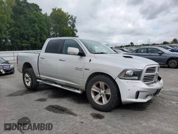 2016 Ram 1500 Sport with VIN 1C6RR7MT8GS280945, listed as a Copart auction lot 80459055 with 172,107 mi miles and Salvage title. Bid and sale history available at DreamBid. Image 4.
