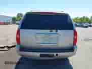 2011 Chevrolet Suburban LT z VIN 1GNSKJE33BR334105, wystawiony jako IAAI lot #42921551 z przebiegiem 210 773 mil mil oraz . Historia ofert i sprzedaży dostępna na DreamBid. Obrazek 16.