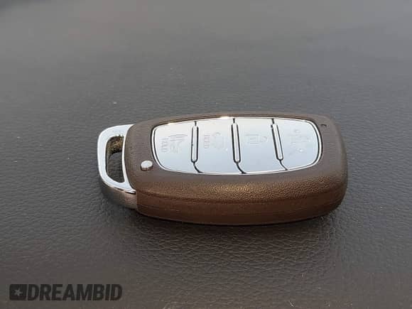 2021 Hyundai Tucson Sport с VIN KM8J3CAL6MU411855, выставлен на аукционе IAAI как лот 41694634 с пробегом 67 779 миль миль и . История ставок и продаж доступна на DreamBid. Изображение 11.