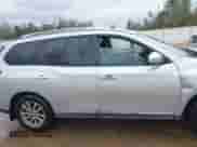 2015 Nissan Pathfinder SL z VIN 5N1AR2MN2FC612795, wystawiony jako IAAI lot #41561539 z przebiegiem 93 144 mil mil oraz . Historia ofert i sprzedaży dostępna na DreamBid. Obrazek 13.