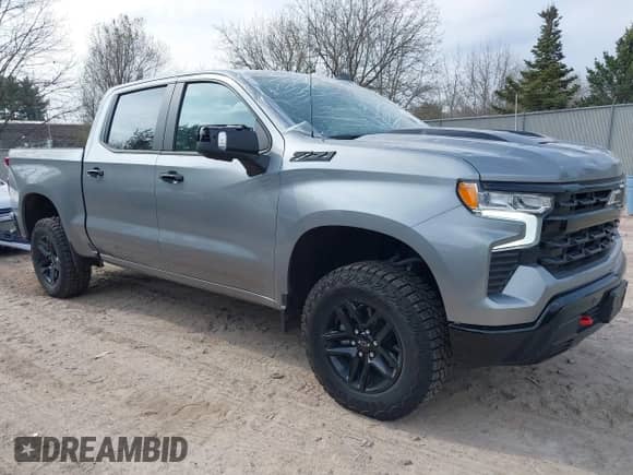 2024 Chevrolet Silverado 1500 LT Trail Boss z VIN 3GCUDFED3RG430280, wystawiony jako IAAI lot #42136924 z przebiegiem 2 261 mil mil oraz . Historia ofert i sprzedaży dostępna na DreamBid. Obrazek 1.