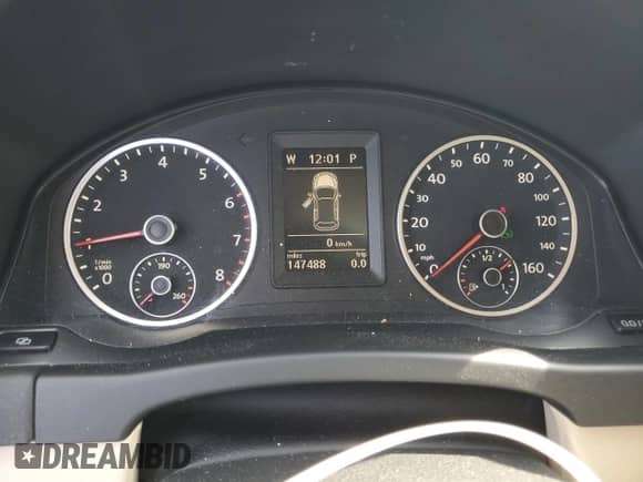 2011 Volkswagen Tiguan S с VIN WVGBV7AX8BW528458, выставлен на аукционе Copart как лот 64525925 с пробегом 147 488 миль миль и Списание • Salvage title. История ставок и продаж доступна на DreamBid. Изображение 9.