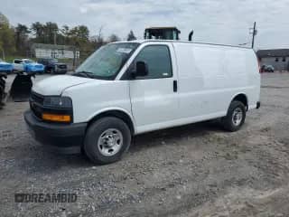 2021 Chevrolet Express Cargo с VIN 1GCWGAFP6M1214670, выставлен на аукционе Copart как лот 48985335 с пробегом 109 544 миль миль и Чистый • Clean title. История ставок и продаж доступна на DreamBid. Изображение 1.