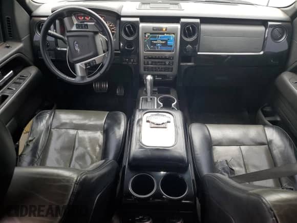 2011 Ford F-150 Lariat с VIN 1FTFW1C61BFC55190, выставлен на аукционе Copart как лот 43576045 с пробегом 288 937 миль миль и Списание • Salvage title. История ставок и продаж доступна на DreamBid. Изображение 8.