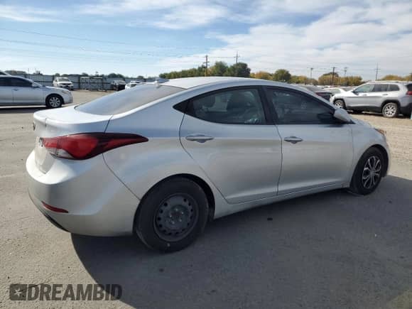 2016 Hyundai Elantra Limited с VIN 5NPDH4AE9GH697502, выставлен на аукционе Copart как лот 82704515 с пробегом 126 728 миль миль и Списание • Salvage title. История ставок и продаж доступна на DreamBid. Изображение 3.