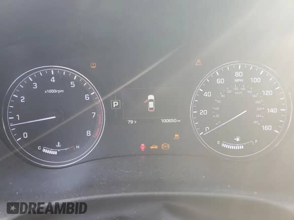 2015 Hyundai Genesis 3.8L z VIN KMHGN4JE1FU093996, wystawiony jako Copart lot #72687774 z przebiegiem 100 650 mil mil oraz Szkoda całkowita • Salvage title. Historia ofert i sprzedaży dostępna na DreamBid. Obrazek 9.